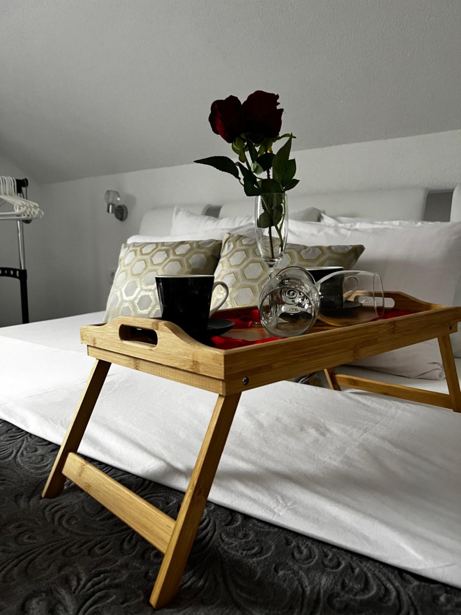Luxury Apartment Megy Otocac Luaran gambar