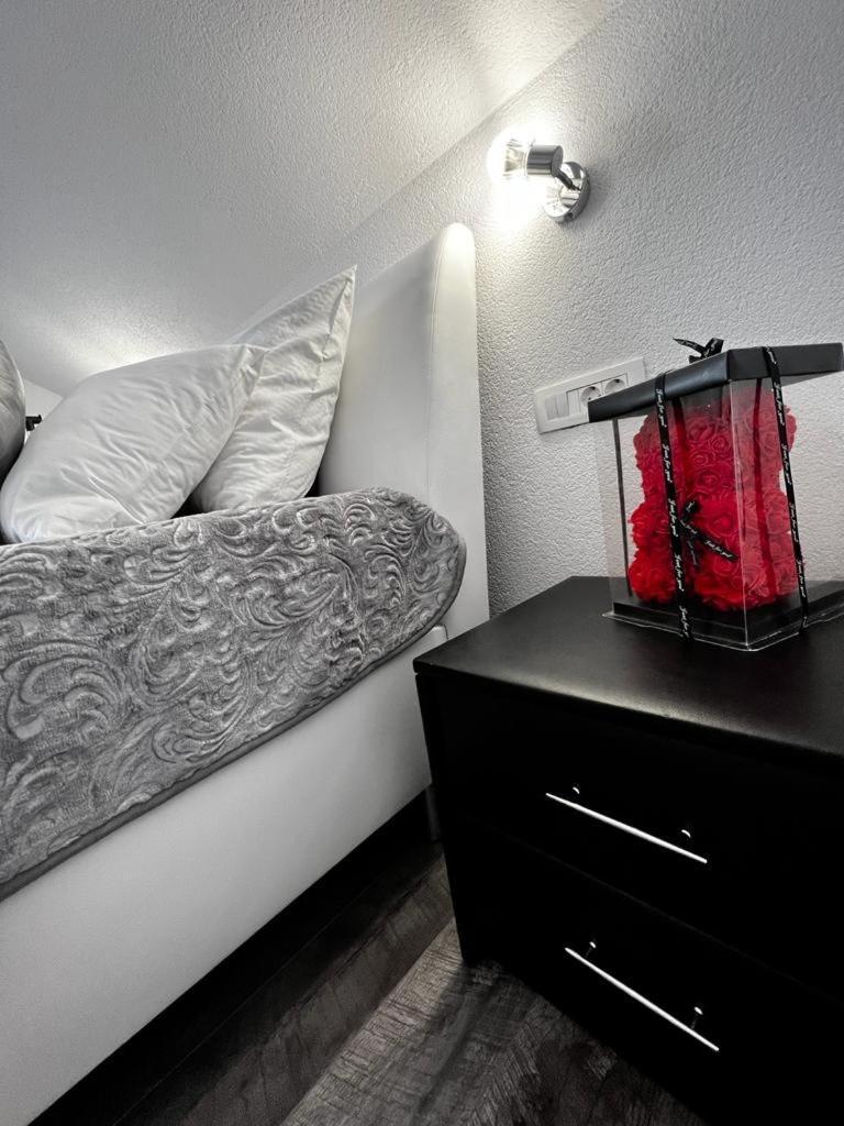 Luxury Apartment Megy Otocac Luaran gambar