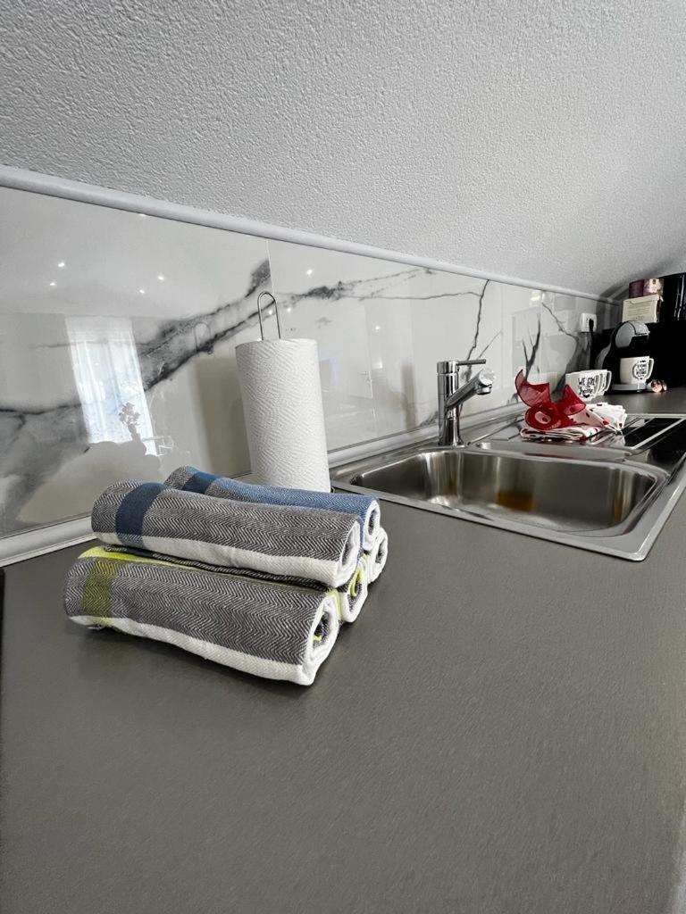 Luxury Apartment Megy Otocac Luaran gambar