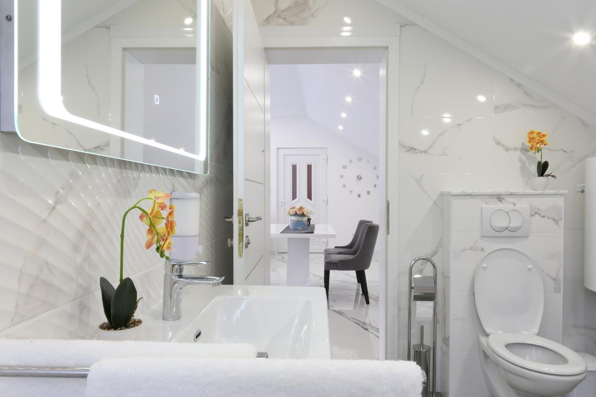 Luxury Apartment Megy Otocac Luaran gambar